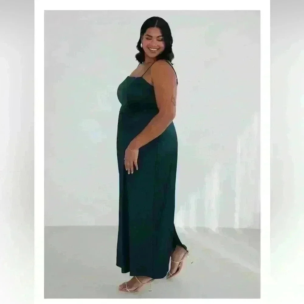 Park & Fifth | Maxine dress forest green size XL unhemmed with added rosette - Picture 2 of 8